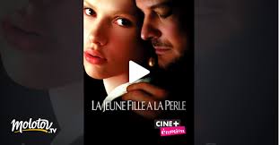 La jeune et ravissante griet est engagée comme servante dans la maison du peintre vermeer. La Jeune Fille A La Perle En Streaming Molotov Tv