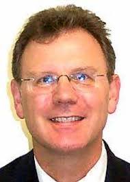 Robert Mcdivitt's Instagram, Twitter & Facebook