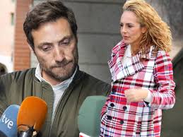 El gesto de Rocío Flores con su padre, Antonio David, tras las confesiones de Rocío Carrasco