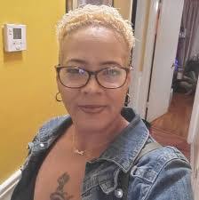 Irene Lipscomb's Instagram, Twitter & Facebook