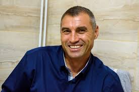 He is one of the founders of the ifta international footballtennis association. Interviu Special Secretele Perlei Octavian Popescu DezvÄƒluite Chiar De TatÄƒl SÄƒu