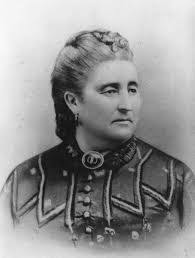 Juliana Pope's Instagram, Twitter & Facebook