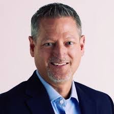 Mark Hoisington's Instagram, Twitter & Facebook