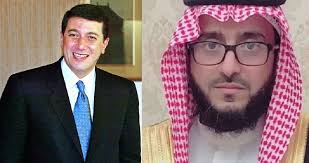 الرواشدة أعلن منذ يومين وبصورة مفاجئة بانه سيكشف قائمة تضم أسماء من أسماهم بـ قبّيضة عوض الله . Ø¨Ø§Ù„ØµÙˆØª ÙˆØ§Ù„ØµÙˆØ±Ø© Ø§Ø¹ØªØ±Ø§ÙØ§Øª Ø¨Ø§Ø³Ù… Ø¹ÙˆØ¶ Ø§Ù„Ù„Ù‡ ÙˆØ§Ù„Ø´Ø±ÙŠÙ Ø­Ø³Ù† ÙÙŠ Ù‚Ø¶ÙŠØ© Ø§Ù„ÙØªÙ†Ø© ÙˆØ§Ù„Ù… Ø­Ø§ÙƒÙ…Ø© Ø¹Ù„Ù‰ Ù†Ù…Ø· Ø§Ù„Ø±ØµØ§ØµØ© ÙˆØ·Ù† ÙŠØºØ±Ø¯ Ø®Ø§Ø±Ø¬ Ø§Ù„Ø³Ø±Ø¨
