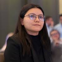 Melissa Ibanez's Instagram, Twitter & Facebook