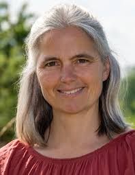 Sonja Kay's Instagram, Twitter & Facebook