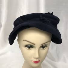 Vintage bibi hat in