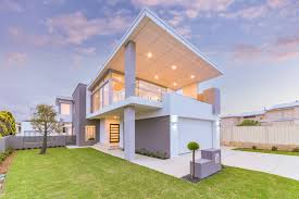 Plus there is the guest suite with circular sitting room.a great home office setup comes with its own conference room and kitchen.related plans: Upside Down Homes Promenade Homes