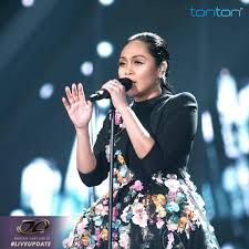 Anugerah juara lagu 35 akan berlangsung pada jam 9 malam ini dalam norma baharu selepas ditunda lebih sebulan demi. Senarai Pemenang Anugerah Juara Lagu Ke 32 Ajl 32 2018 Ieyra Com
