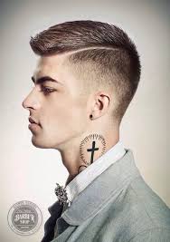 Hier finden sie interessante ideen für tolle kinderhaarschnitte und können erkunden wie man kinderhaar selbst. Undercut Jungs Schneiden Coole Undercut Frisuren Jungs 2020 01 28