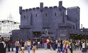Dracula S Castle Wildwood Boardwalk 1970 S Wildwood Nj Wildwood Beach Wildwood Boardwalk