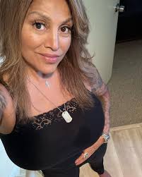 Side part today 😀 #queenofbail #losangeles #bailbonds #itsme