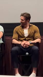 this makes me blush like a fucking school girl,...