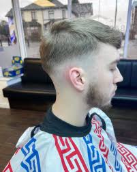 Ainsfield's Barbers bætti við nýrri...