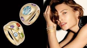 Brooke Gregson's Instagram, Twitter & Facebook