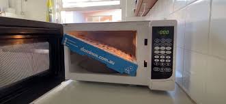 Can You Microwave A Domino S Pizza Box Will It Catch On Fire The Cooler Box