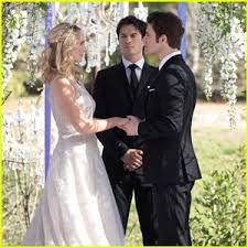Pin By Leilani Stephenson On One Day In 2020 Vampire Diaries Vampire Diaries Seasons Stefan And Caroline