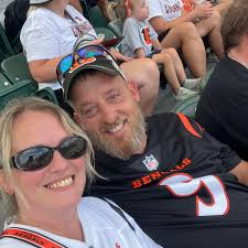 Where can I find a cute drink like the blue shark drink with grenadine?