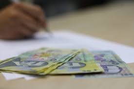 Următoarea majorare a pensiilor este preconizată să aibă loc în anul 2020, majorare prevăzută de legea pensiilor care stipulează o creștere masivă, de 40%. Ccr Legea Care Prevede Majorarea Cu 40 A Punctului De Pensie Este ConstituÈionalÄ