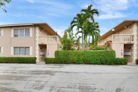 115 SW 1st Ave Apt 5, Boynton Beach, FL 33435