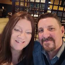 Who can help fix a huge hole in the bedroom floor in Athens, Tx?