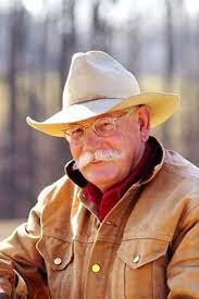 How To Keep Your Cowboy Hat On In The Wind Leather Cowboy Hats Cowboy Hats Stretch Leather
