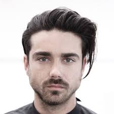 Lift it upward and backward using a this iconic fifties hairstyle is a great hairstyle for men with round faces because it adds sharp. Best Men S Haircuts For Your Face Shape 2021 Guide