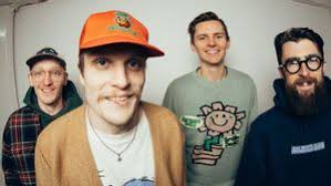 Ketika Energi Eksplosif Neck Deep Bikin Fans di Jakarta "Jejingkrakan"