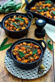 Lentilles A La Patate Douce Et Carotte Amandine Cooking En 2020 Recette A Base De Patate Douce Recettes De Cuisine Recette Plat Vegetarien