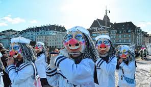 Парад · altstadt grossbasel · подсказок и отзывов: Coronavirus Basler Fasnacht Abgesagt