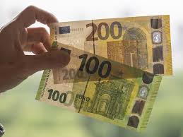 Neuer 100 euroschein bei amazon. Neue 100 Und 200 Euro Scheine Ab Dienstag Im Einsatz Sn At