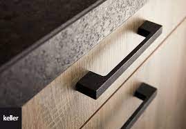 een mooie handgreep is de finishing touch deze zwarte antieke handgreep combineert mooi bij het donkere werkbla keuken handgrepen keuken te koop keukenkastjes