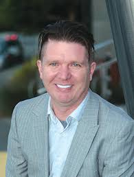 Dysfunctional Ivory Tower Council needs demolishing