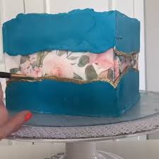 Popular Pins Cake Decorating Videos Cake Decorating Techniques Square Cake Design