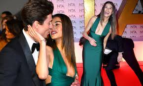 She was working as a waitress but it didn't take long for her to find romance on the dating show. Ntas 2020 Joey Essex Makes Red Carpet Debut With Model Girlfriend Lorena Medina Daily Mail Online