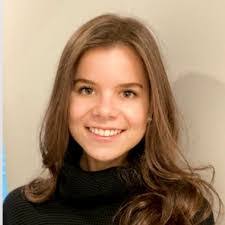 Amy Royer's Instagram, Twitter & Facebook