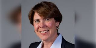 Barbara Roper's Instagram, Twitter & Facebook