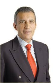 Un mal año para el “Profe” Córdoba: ahora chocó con su auto