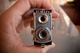 I M Crazy About This Little Camera Vintage Camera Lens Vintage Cameras Classic Camera