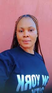 Sometimes , just let things be,, don't fórce it.. your Réspect is páramount  guide it.. ✌️✌️🤞😇😔😇