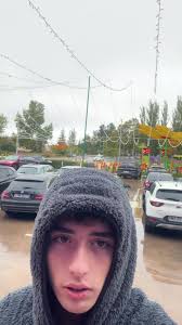 Traeme un paraguas, Carmen: Un mensaje de amor