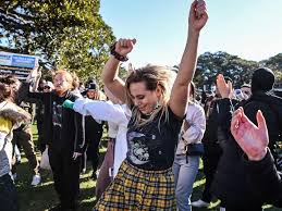 Brazilians of japanese descent in particular find themselves the targets of discrimination; W6m3ncpgbz4iym