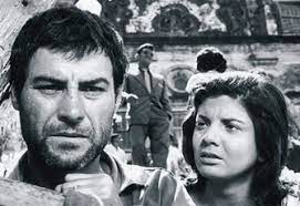 Durante la colonización de brasil por parte de la corona portuguesa, los portugueses exportaron ese nuevo tinte para teñir sus ropas en la vieja europa. O Pagador De Promessas Filme 1962 Filmelier Assistir A Filmes Online