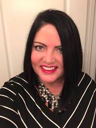 Using green and purple together in makeup can be challenging