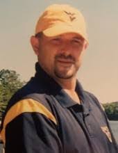 Russell Lehew's Instagram, Twitter & Facebook