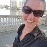 Holly Farrington's Instagram, Twitter & Facebook