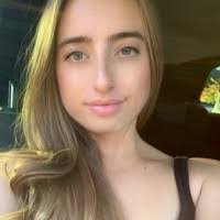 Janet Doerr's Instagram, Twitter & Facebook