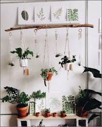 Check out these amazing ideas to you can play around by combining different hanging plants, making harmonious creations with their sizes. Pin On Roomspiration