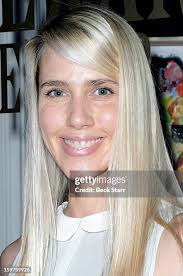 Tracy Pettit's Instagram, Twitter & Facebook