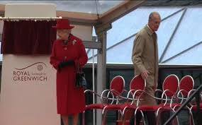 Résultat de recherche d'images pour "swift lorde site:dailymail.co.uk"